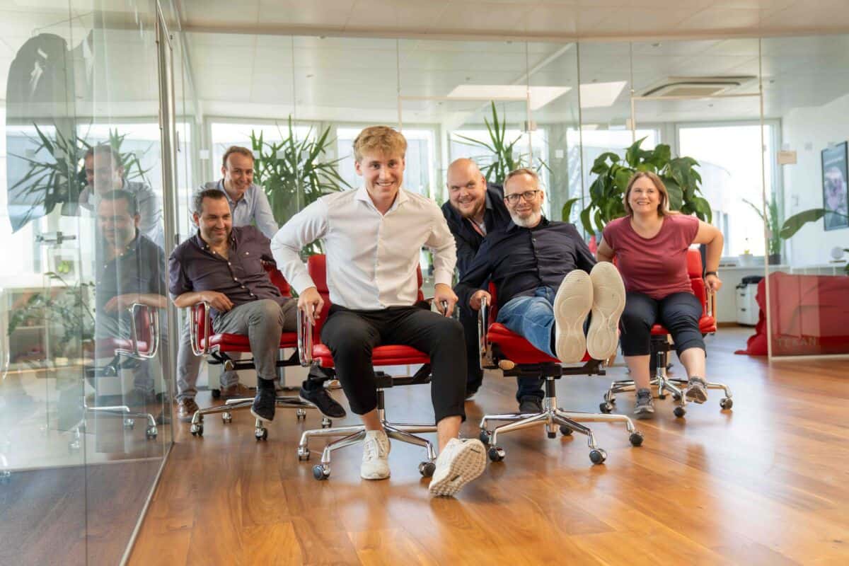 Stuhlrennen, Teambild